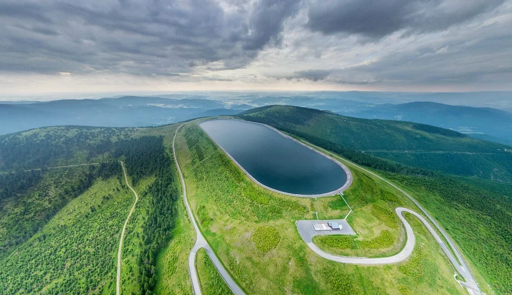 Návštěvnost elektrárny Dlouhé stráně loni klesla jen mírně.