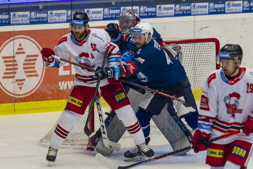 Olomouc na západě Čech překvapila. Kohouti vyhráli první zápas play off
