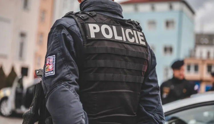 size3-16203627217931-241-anonym-na-dnesek-ohlasil-strelny-utok-na-skolku-policie-patra-po-pachateli