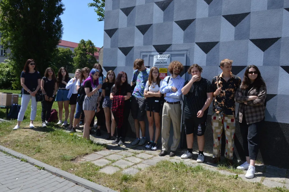 Středoškoláci z Prostějova se postarali o další barevnou trafostanici