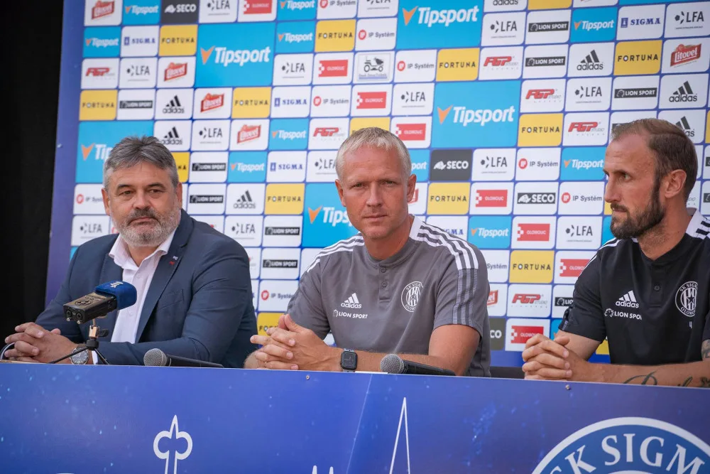 Fotbalisté Sparty na úvod ligy hostí Olomouc se staronovým koučem Jílkem.