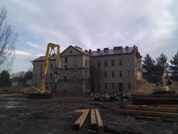0128 jezdecká kasárna (15)