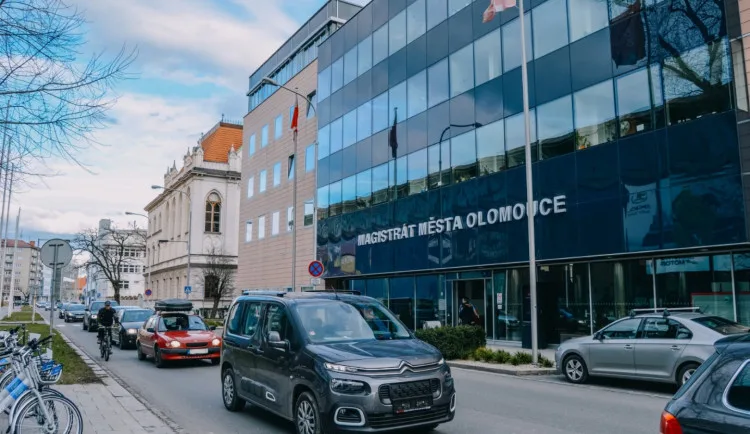 size3-1589534604415-124-od-pristiho-tydne-se-vraci-provoz-olomouckeho-magistratu-do-bezneho-rezimu