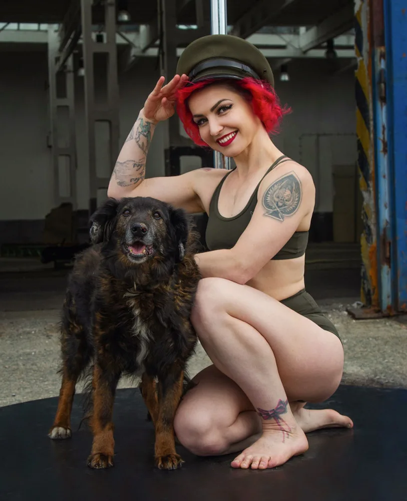Snímky ze zákulisí focení plakátů Pole Dogs na pomoc psům z olomouckého útulku
