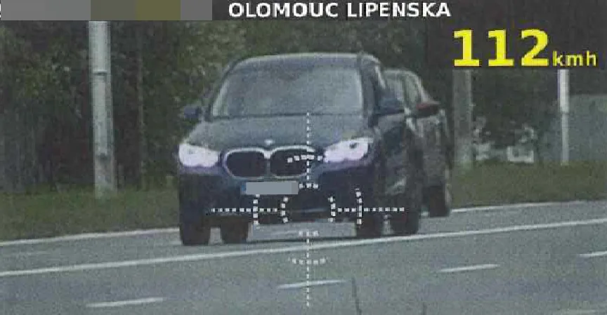Senior se řítil po Olomouci rychlostí přes 110 kilometrů v hodině. Hrozí mu pokuta a zákaz řízení