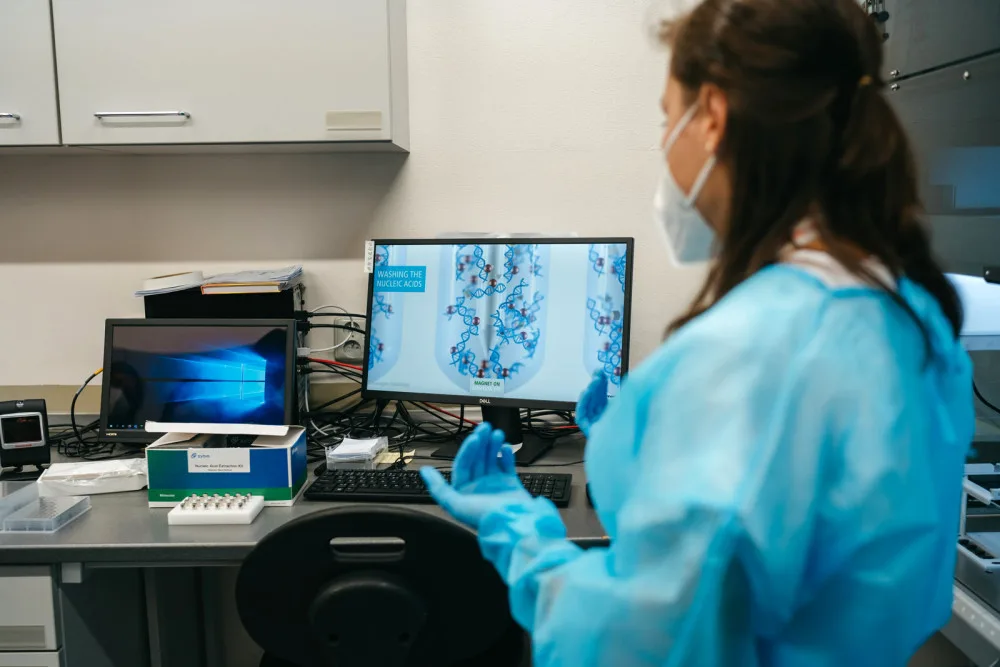 Součástí institutu CATRIN jsou i vědecké týmy z Ústavu molekulární a translační medicíny Lékařské fakulty Univerzity Palackého - ilustrační foto