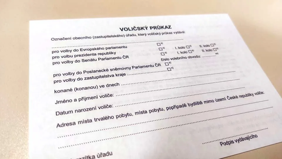 Voličský průkaz - ilustrační foto