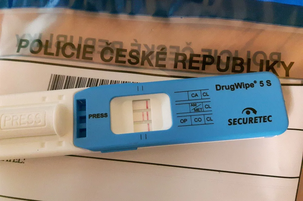 Rychlý jednorázový test Drugwipe -Ilustrační foto