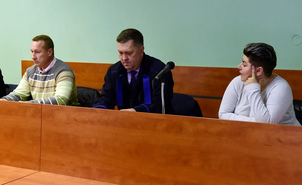 Manželé Pumprlovi u okresního soudu v Přerově v roce 2019, dnes rozsudek potvrdil krajský soud v Olomouci