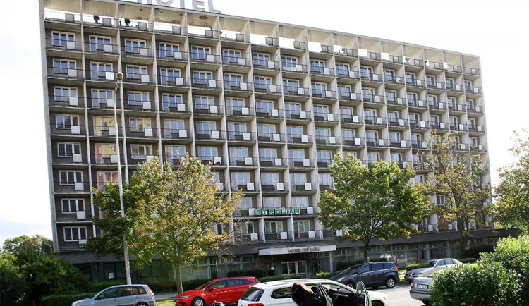 size3-16324862681362-124-strojar-vymenou-za-knihovnu-prerov-resi-osud-zname-budovy