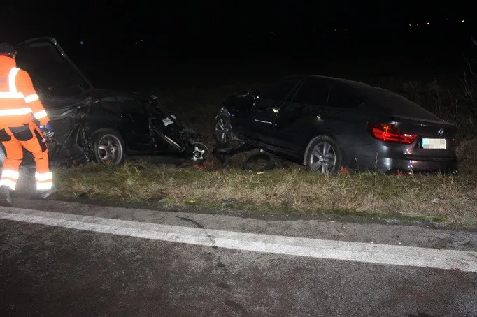 Při tragické nehodě u Nemilan přišli o život tři lidé