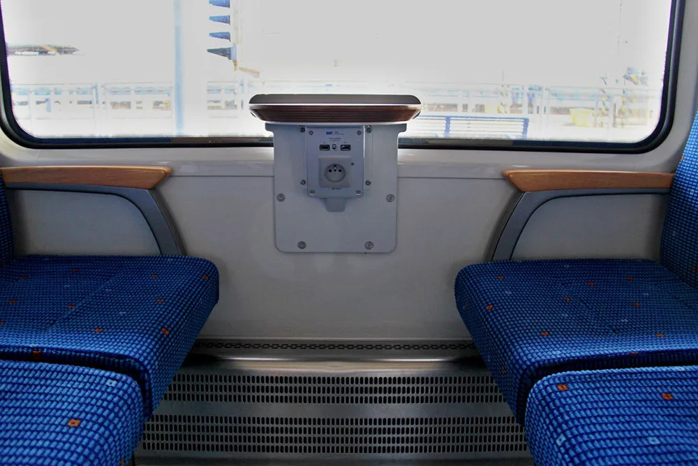 V kraji jezdí první plně zmodernizovaný Stadler. Renovace dvanácti vlaků vyjde na 270 milionů