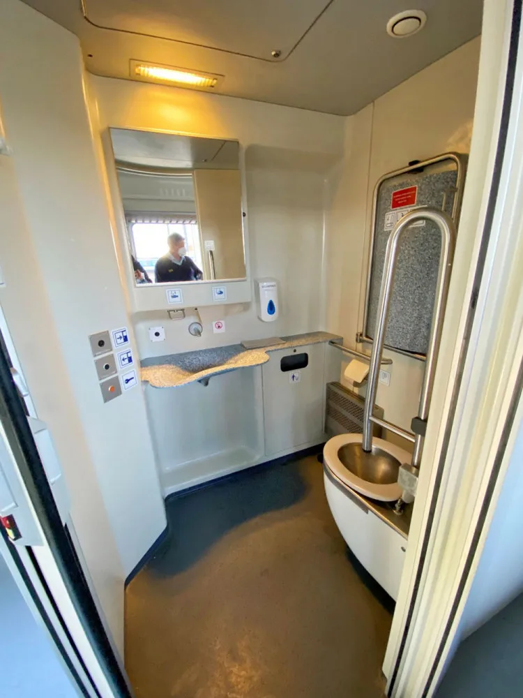 V kraji jezdí první plně zmodernizovaný Stadler. Renovace dvanácti vlaků vyjde na 270 milionů