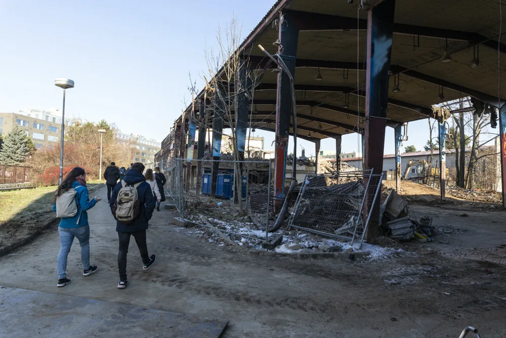 Demoliční práce budovy ve vlastnictví Univerzity Palackého mají být dokončeny do ledna 2022