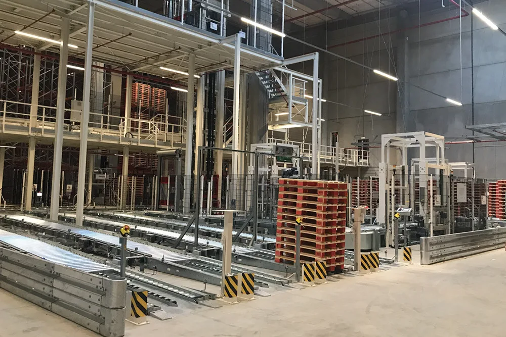Automatika pro desetitisíce palet. Kaufland za 1,7 miliardy rozšiřuje sklady v Olomouci