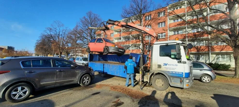 Radnice nechala odtáhnout dalších pět vraků z ulic Prostějova