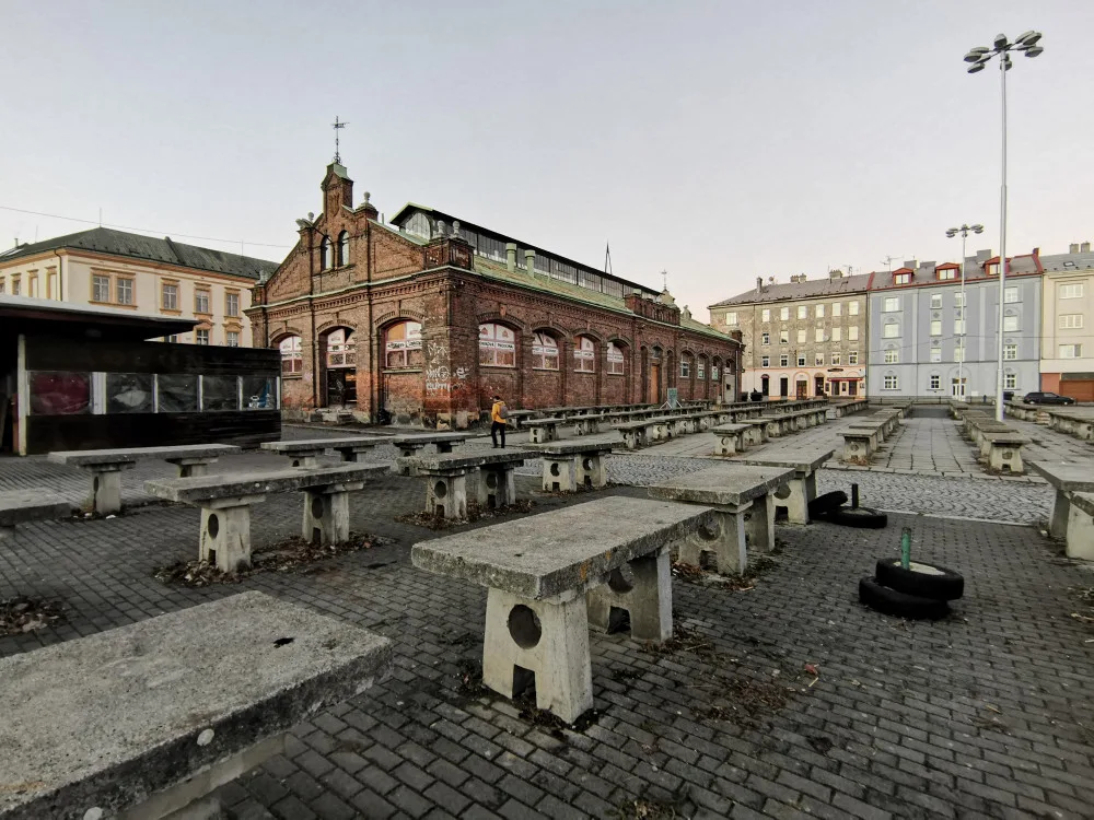 Olomouckou tržnici přebírá Výstaviště Flora. Zelné trhy budou pokračovat