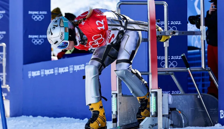 size3-16443068332491-241-ester-ledecka-ovladla-paralelni-obri-slalom-a-ma-olympijske-zlato