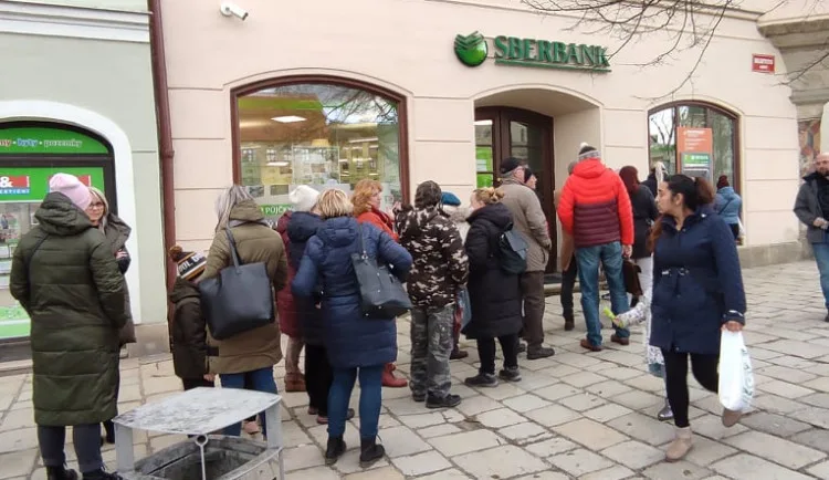 size3-16461430789442-152-komentar-vklady-klientu-na-uctech-koncici-sberbank-jsou-pojisteny-hypoteky-se-museji-dal-splacet