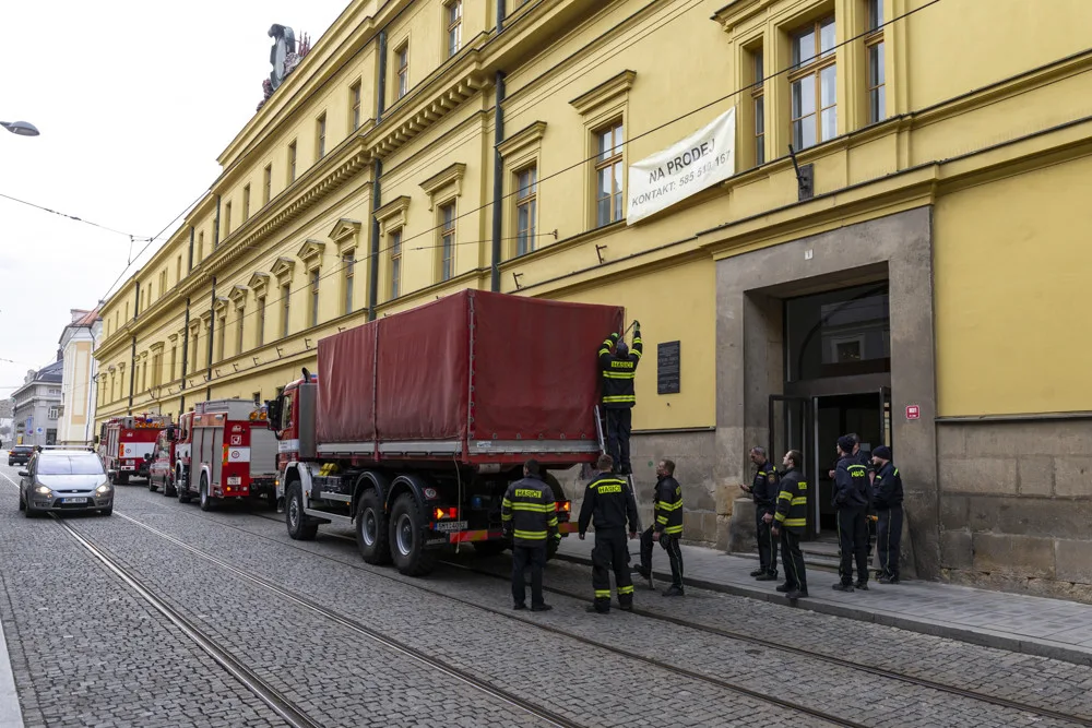 Krajské centrum už pomohlo stovkám uprchlíků. Nyní se přestěhuje do Hanáckých kasáren (na snímku)