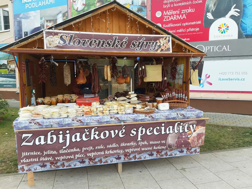 Lokální farmáři a prodejci se vrací před Šantovku, každou sobotu se představí na Šantovských trzích