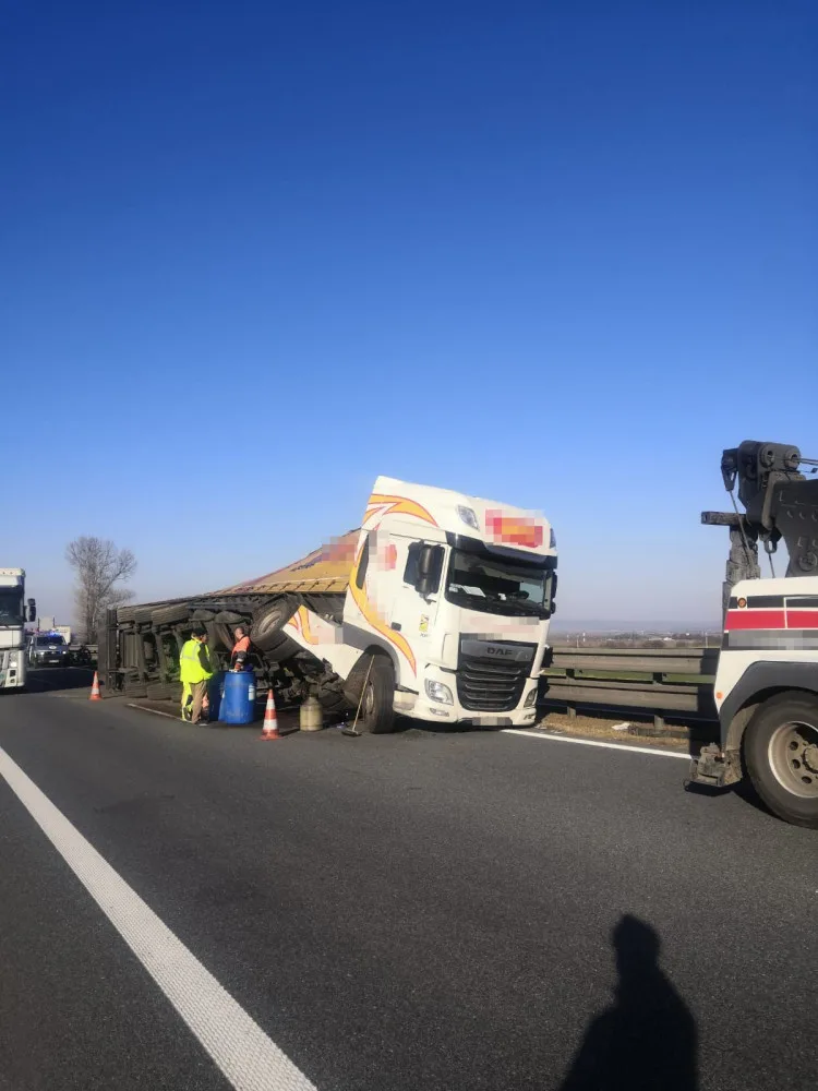 Kvůli havárii kamionu bude dnes dálnice do Prostějova od dvacáté hodiny uzavřená