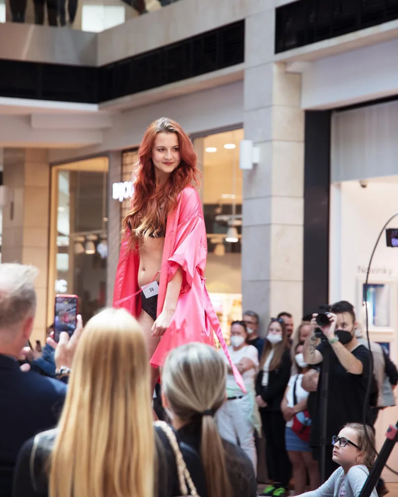 Fashion Days v Galerii Šantovka představí nejnovější módní trendy, nabídnou beauty zóny, soutěže o ceny a také 2. ročník Miss Šantovka