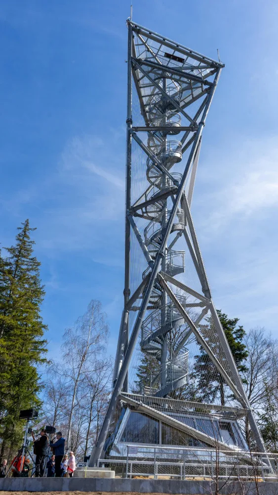 U Zábřehu se otevřela rozhledna Háječek. Hyperbolický paraboloid má třicet metrů