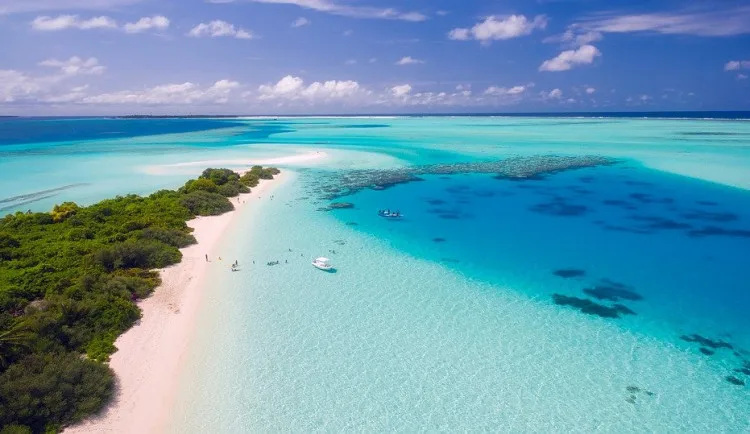 size3-maldives-1993704_960_720