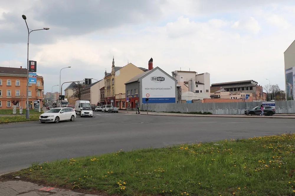 Frekventované křížení ulic Kojetínská – Komenského a Velké Novosady čeká do konce července omezení