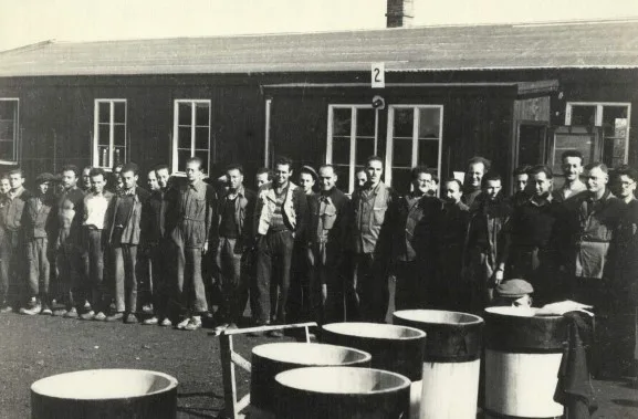 Vědci pomocí statistiky zkoumali, co pomáhalo přežít holocaust. Studie vznikala na vysoké škole v Olomouci.