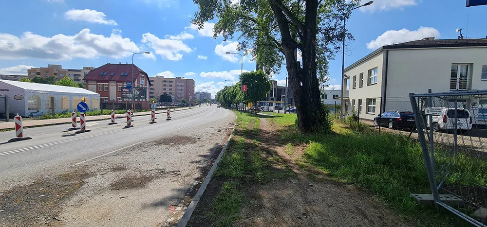 Klíčový tah Přerovem zašpuntuje kyvadlový provoz. Provizorní pruh pak vznikne místo chodníku