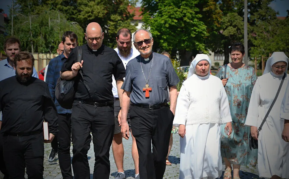 Kardinál Michael Czerny navštívil Svatý Kopeček u Olomouce