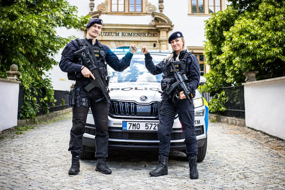 Mám ráda různorodost, nikdy nevím, co mě při službě potká, říká sympatická policistka z Přerova
