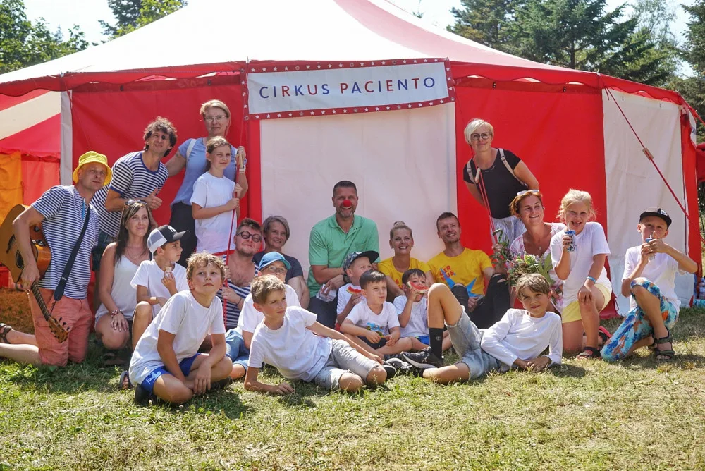 Vzhůru do šapitó! Ve FN Olomouc odstartoval Cirkus Paciento