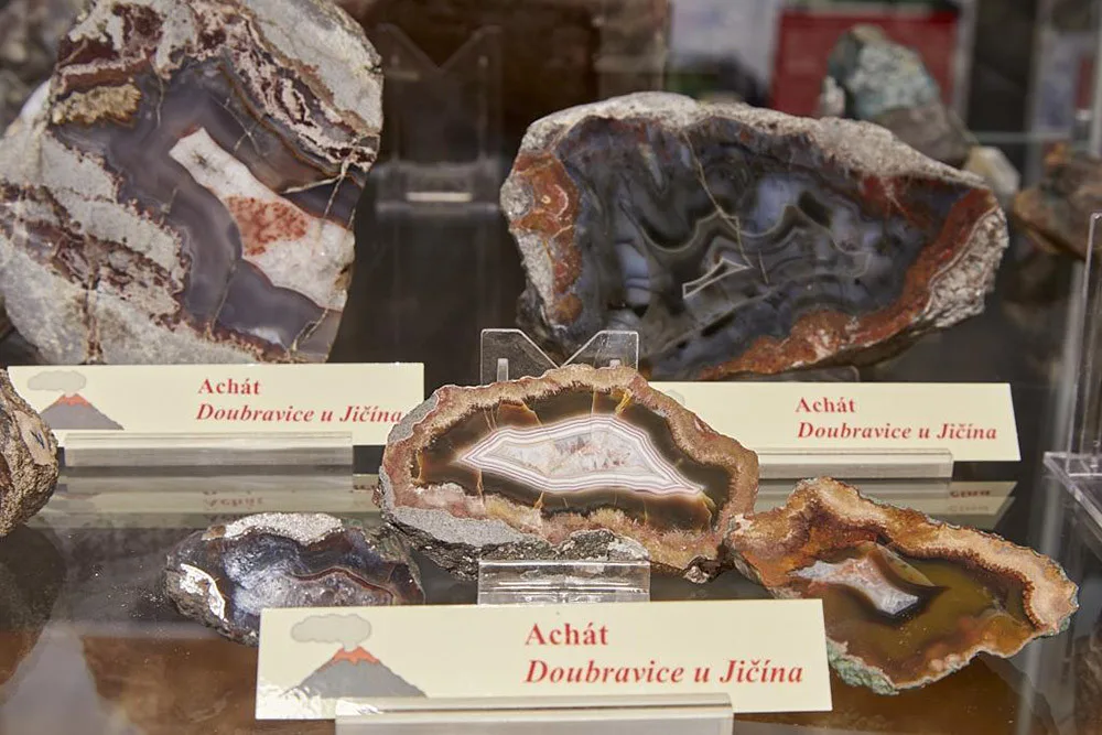 Návrat k dobám dávných sopek. Výstava představí výbušnou historii Moravy a Slezska