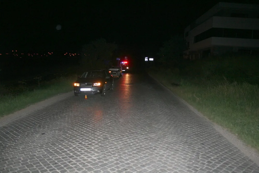 Řidička s dvě a půl promile narazila v Olomouci do auta, které zpomalilo. Hrozí jí tři roky
