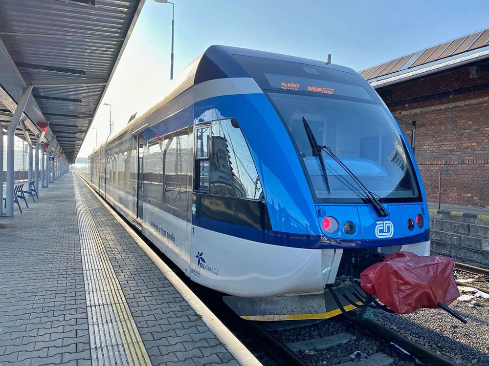 Zmodernizovaná jednotka Stadler pro Olomoucký kraj