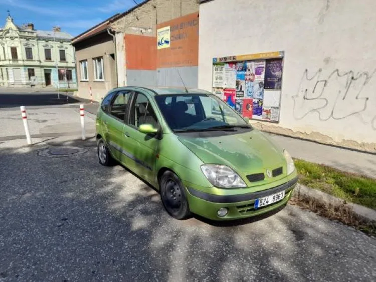 Prostějov vyzývá majitele vraků, ať je z ulic odstraní. Jinak zaplatí za odtah a odstavení