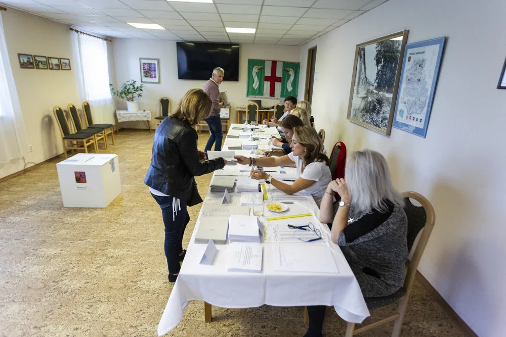 Občané Nákla rozhodují o rozšíření těžby štěrkopísku