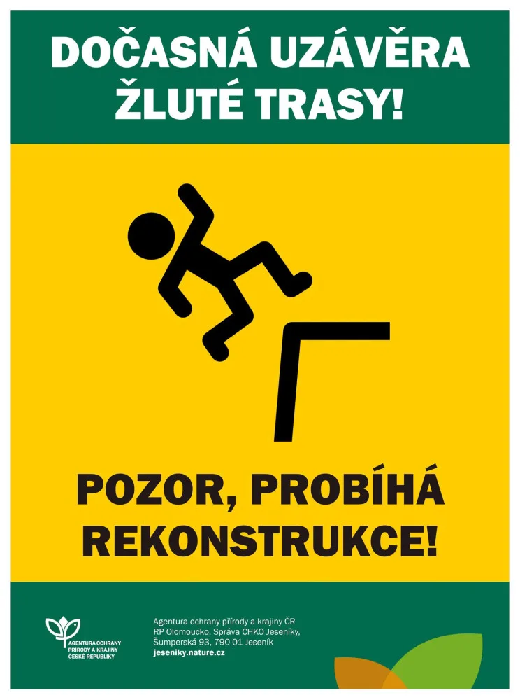 Opravy lávek v údolí Bílé Opavy v Jeseníkách komplikují turisté, kteří nerespektují zákaz vstupu