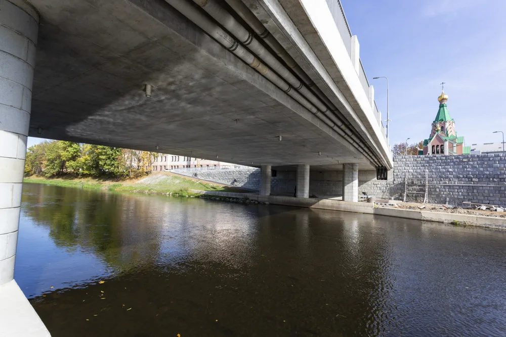 FOTOGALERIE: Olomoucká náplavka je po kolaudaci otevřená. Stavba u Moravy ještě pokračuje