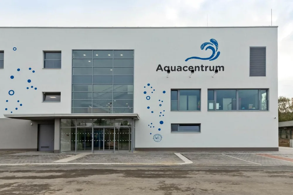 VIDEO: Dokument ukazuje, jak se stavělo akvacenturm ve Šternberku. Otevře se ještě letos