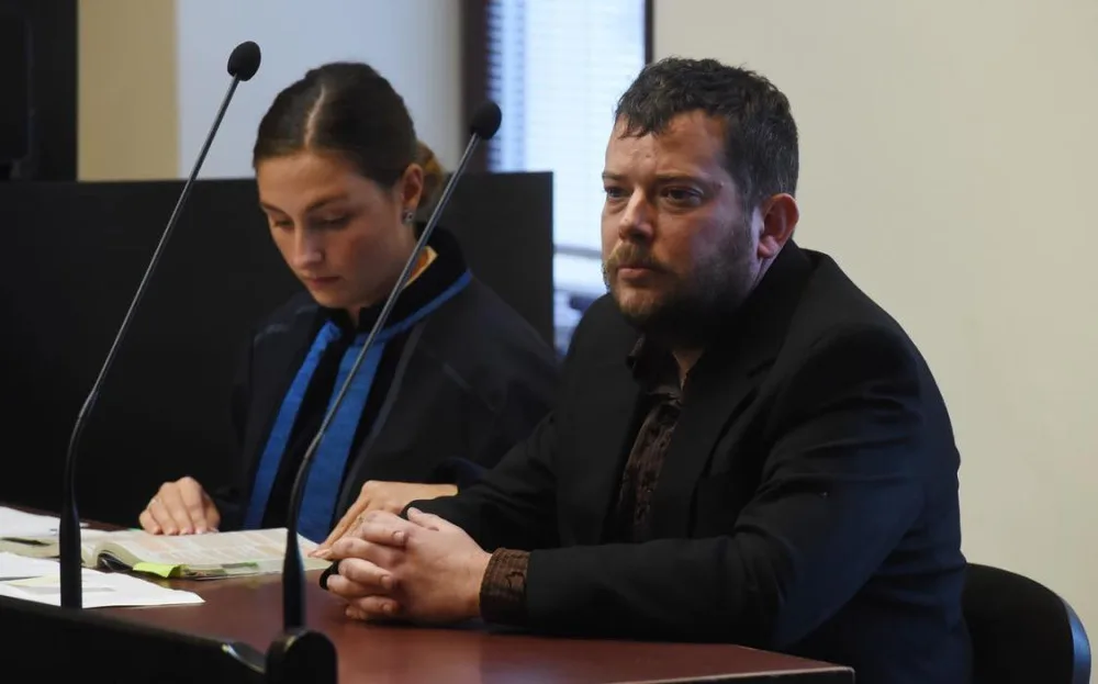 Byl to mikrospánek, řekl u soudu strojvůdce obžalovaný za srážku vlaků u Němčic nad Hanou