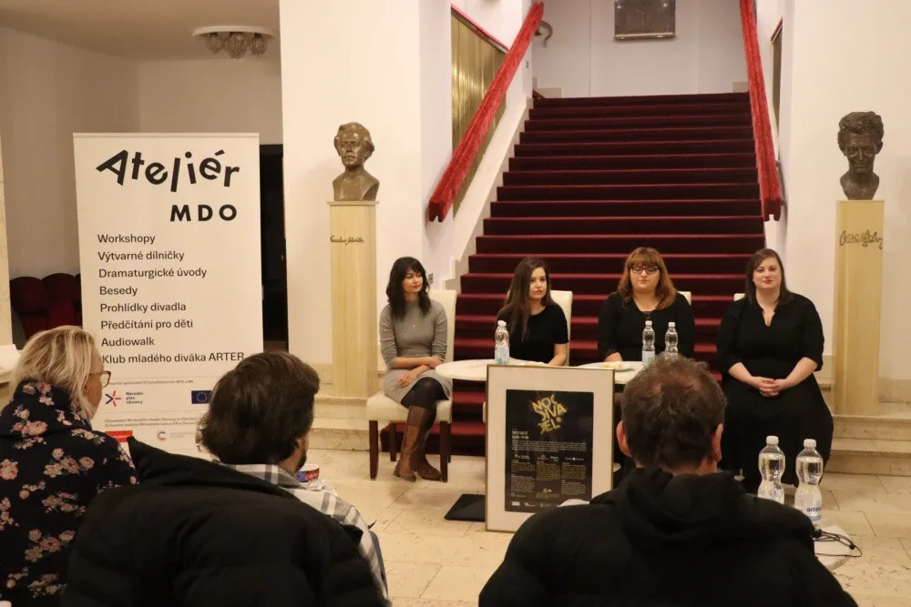 Zástupci olomouckých divadel představili program letošního ročníku akce Noc divadel