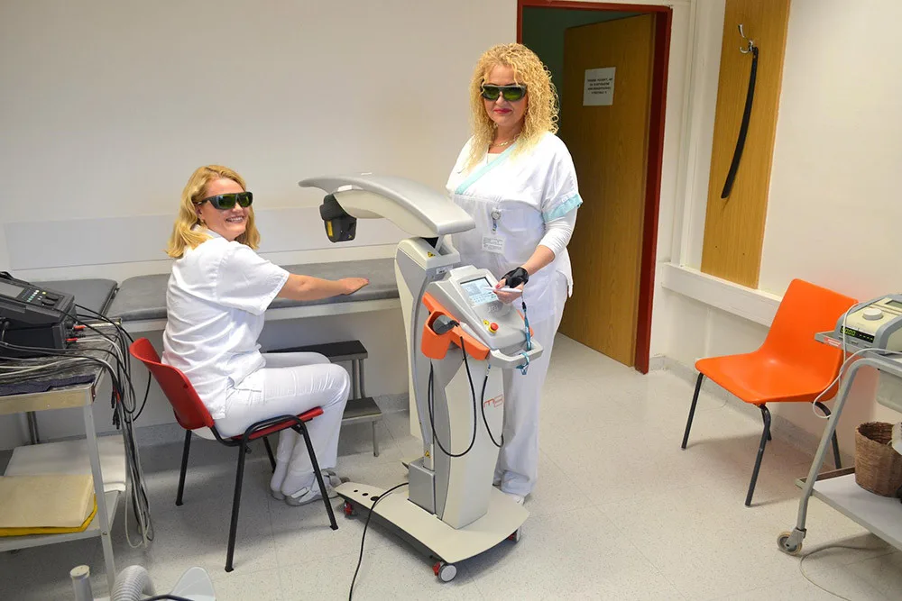 Citelná úleva při zánětech i bolavých kloubech. Přerovská nemocnice využívá nový laser