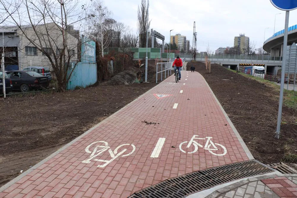 Dvě stě metrů cyklostezky za 29 milionů. Přerov pro kolaře překopal železniční koridor