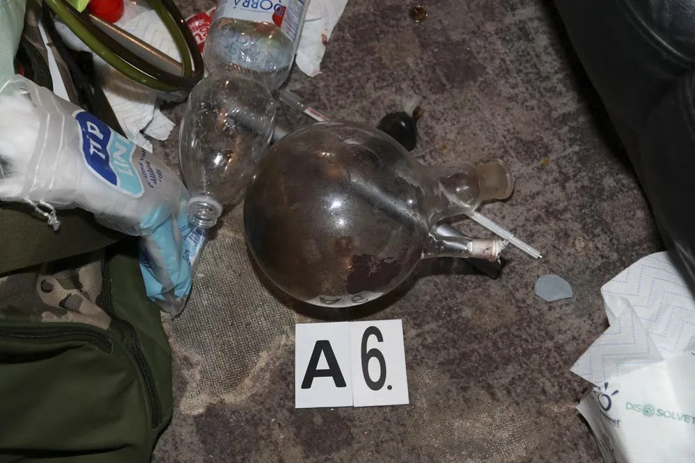 Policisté provedli při realizaci tři domovní prohlídky