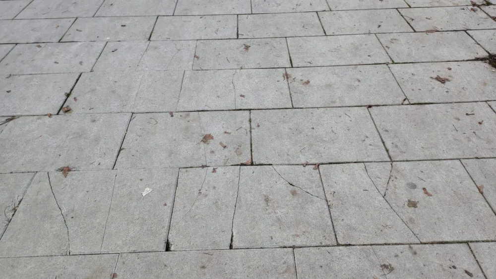 GLOSA: Kontroverzní obratiště a parkoviště u základní školy v Bohuňovicích