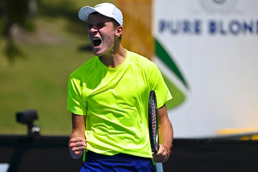 Setkání s Djokovičem a závěr sezony plný triumfů. Prostějovský talent Menšík zažil výjimečný rok